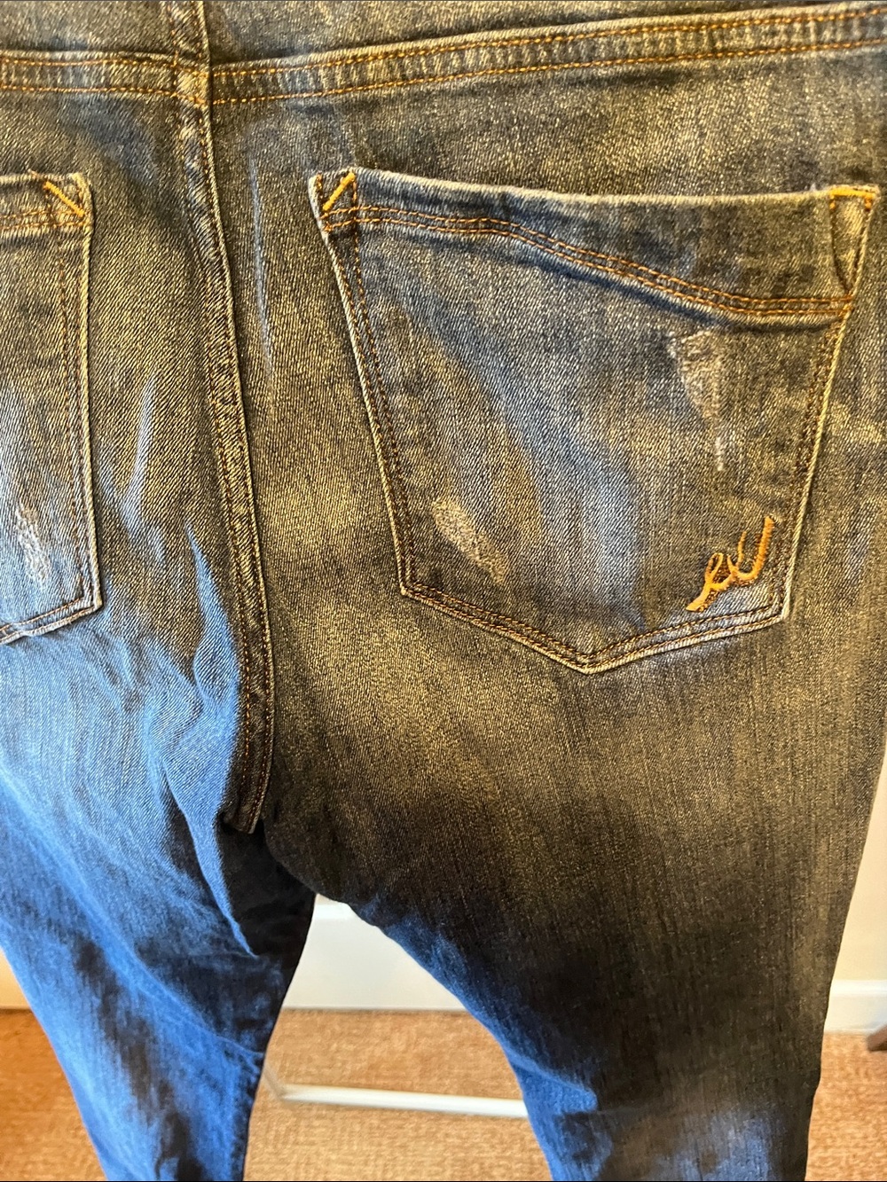 Express Jeans Distressed Dark Wash Denim W18” L38”Inseam 27” - Picture 3 of 4